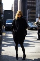 winter_carine_roitfeld-black-street_maison_martin_margiela.jpg