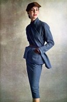 fall_vintage_Christian_Dior_1950-51 Grey flannel suit by Dior Photo Irving Penn October 1950.jpg