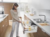 images-stories-Blum-run-kargo-DBlum_box1240_2-200x150.jpg